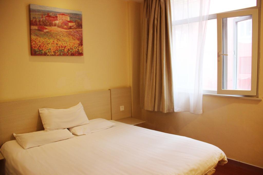 Hanting Express Jinzhou Luoyang Road Central Avenue Room photo